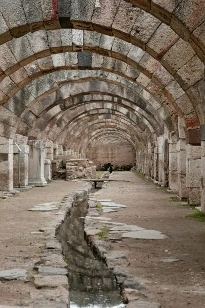 Smyrna Ancient City 9