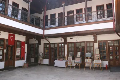Izmir 4